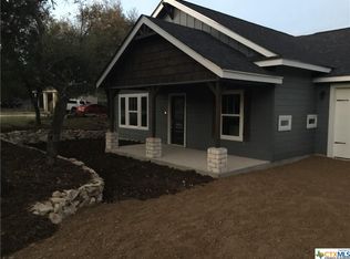 1428 Lakeview Dr, Canyon Lake, TX 78133