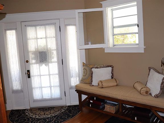 3rd image of 501 W 28th St