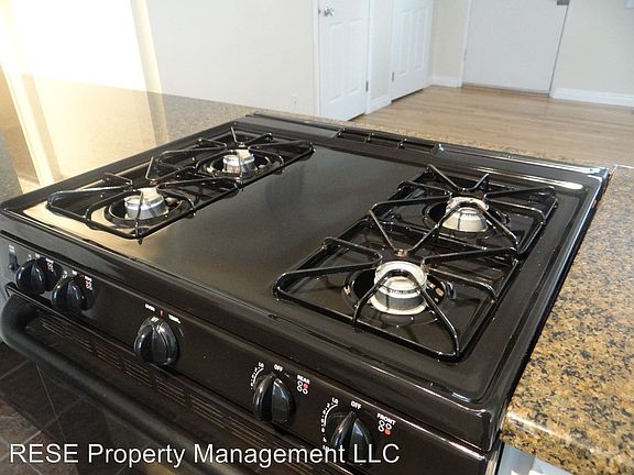 5th image of 650 N 300 W APT 246