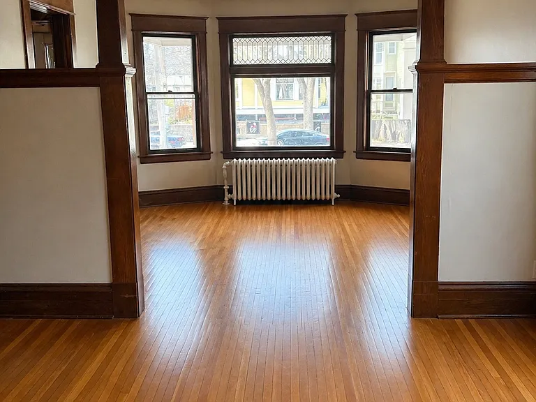 873 W Laurel Ave — Photo 3