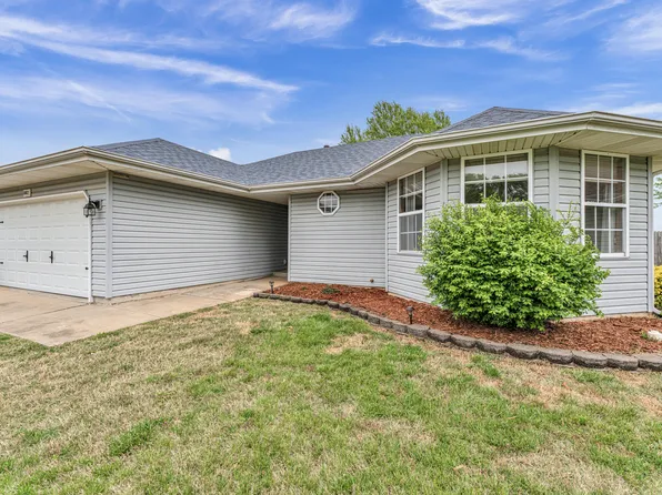 1662 S Eastland Avenue, Springfield, MO 65802