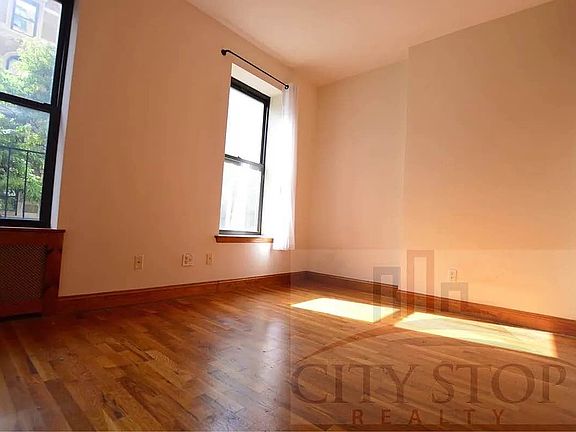 2nd image of 203 W 85th St APT 25