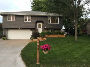 1708 Hilltop Dr, Norfolk, NE 68701
