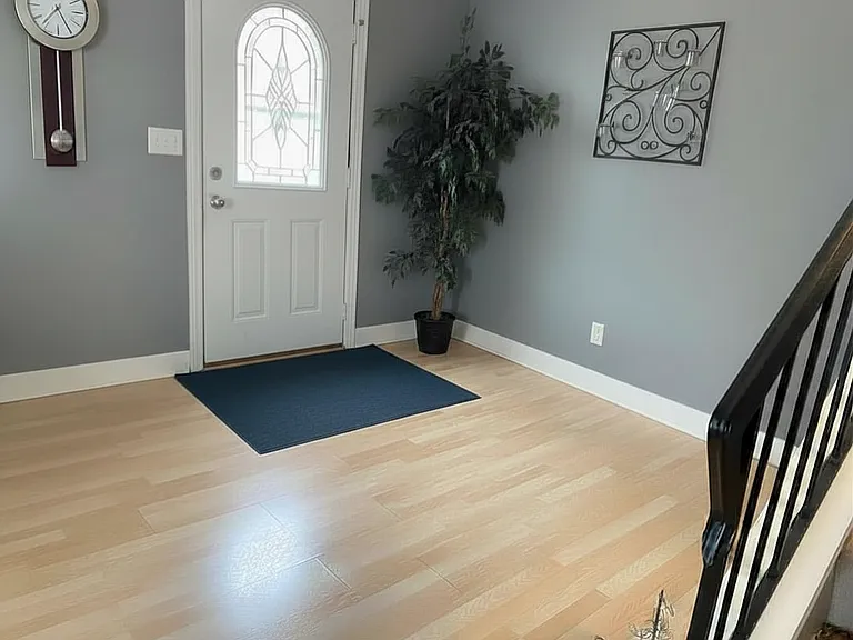 2940 Worcester Ln — Photo 2
