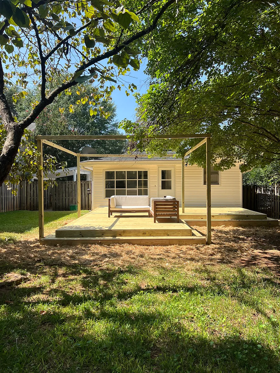 NEW DECK AUG. 2024 - 220 Buist Ave