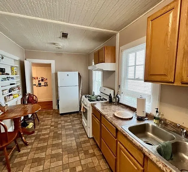428 Richards St NW — Photo 12