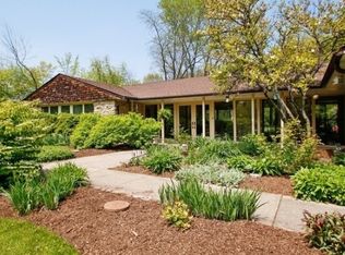 15680 W Timber Ln, Libertyville, IL