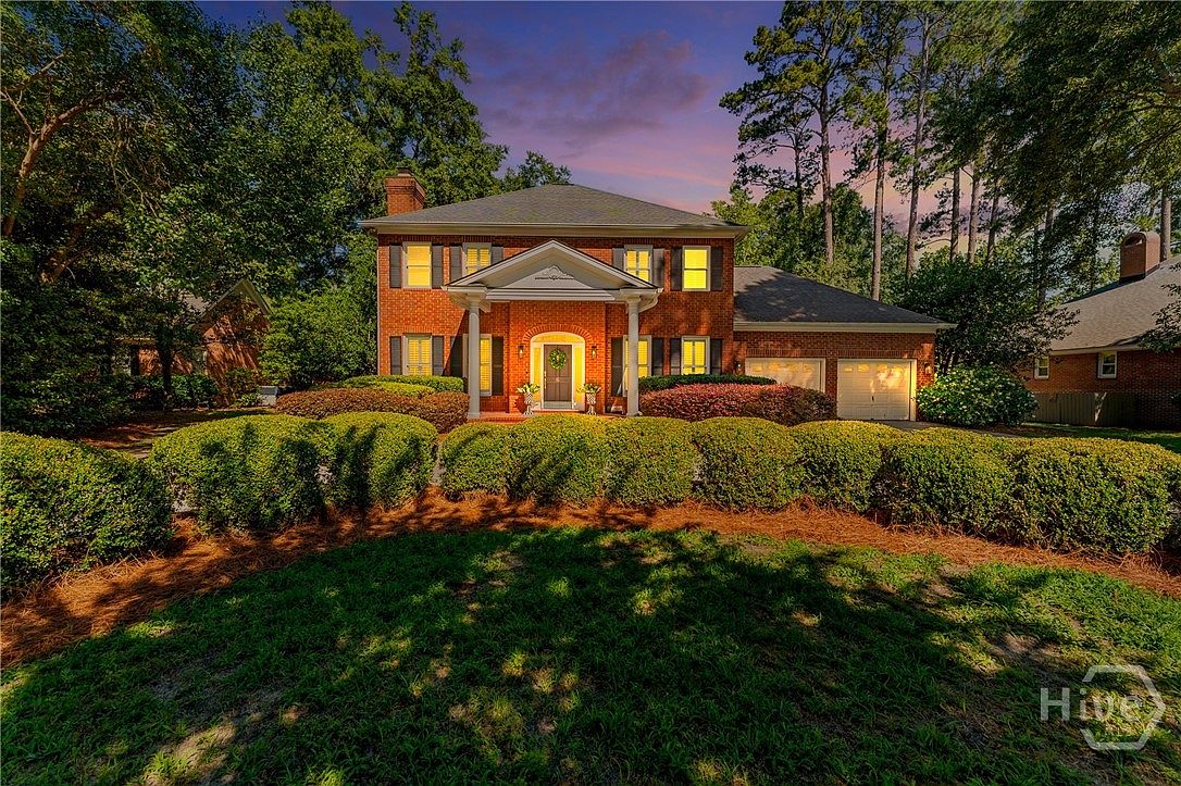 6 Cedar Point Drive