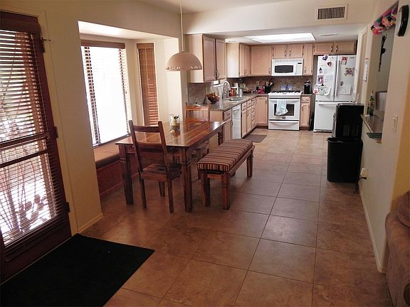3rd image of 765 N Carribean Ave