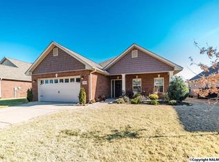 7305 Vidette Ln SE, Owens Cross Roads, AL 35763