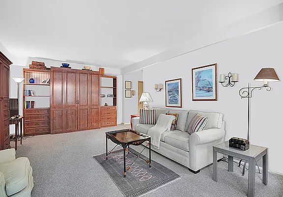 3rd image of 440 E 56th St #5A