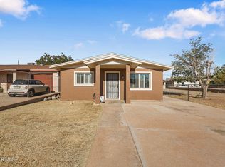 8857 Sunland Rd, El Paso, TX 79907
