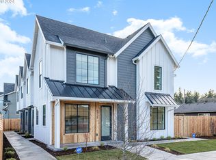 5724 SE Duke St #3, Portland, OR 97206