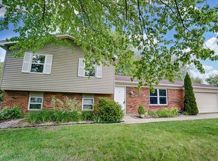 8130 Bruce Hills Dr, West Chester, OH