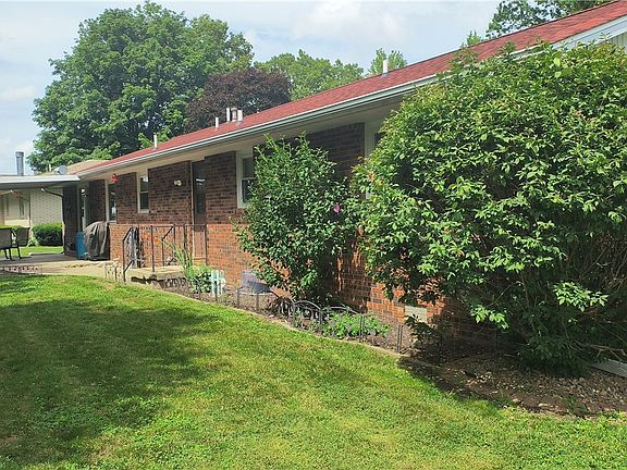 5th image of 31 Cottontail Ln