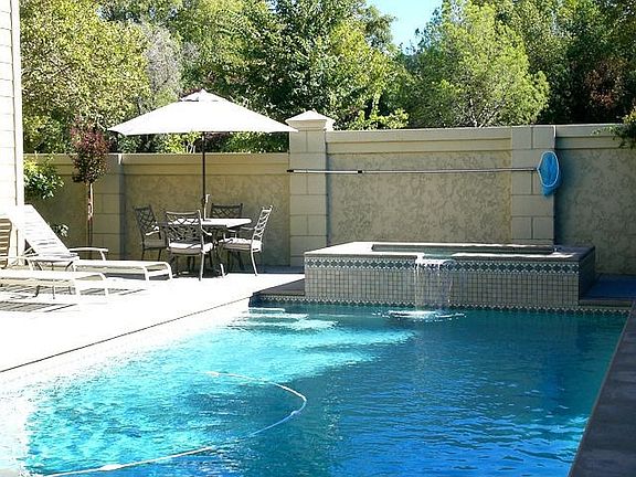 Salt Water Pool/Spa