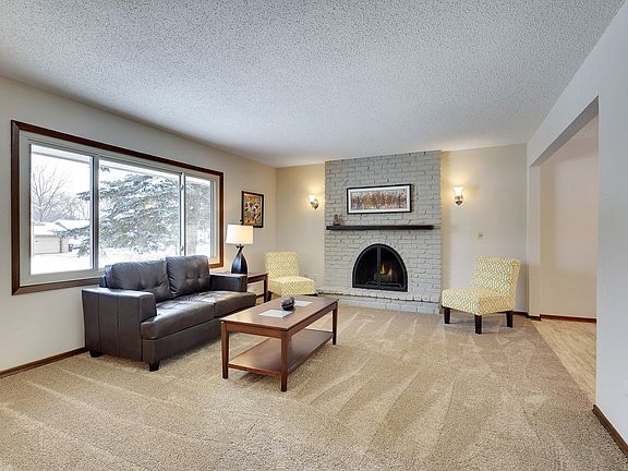 4th image of 1954 Serendipity Ct