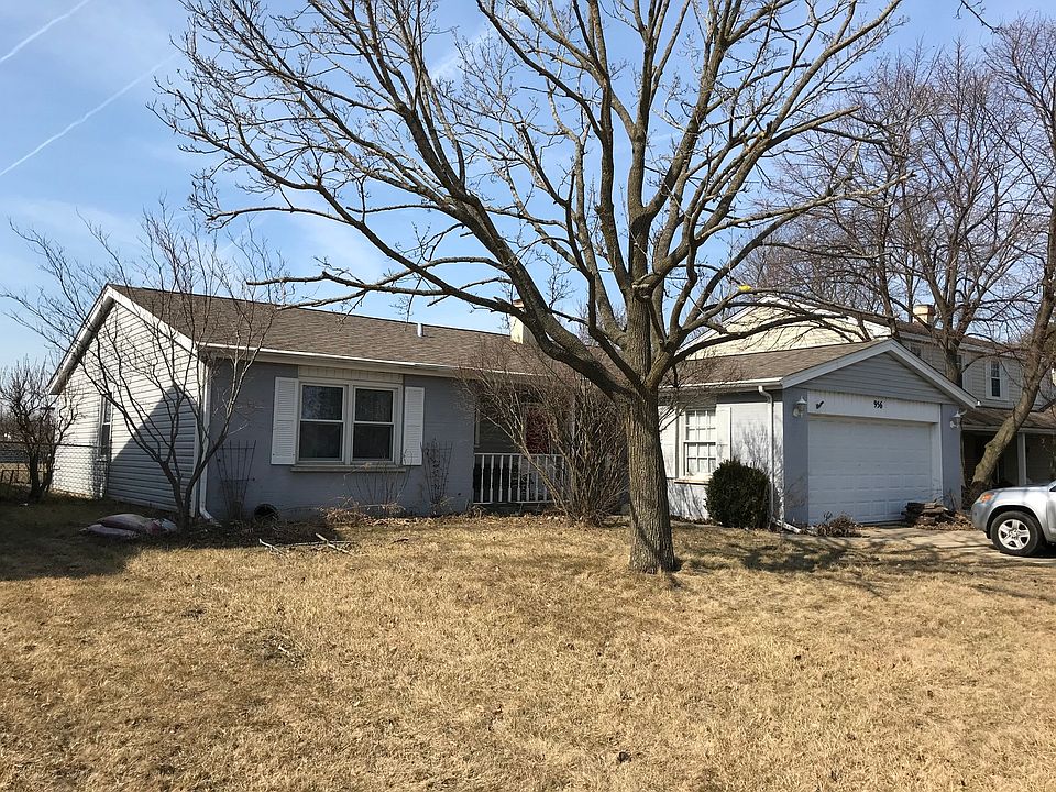 2nd image of 956 Crofton Ln