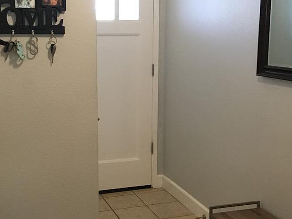 3rd image of 92-1512 Aliinui Dr APT 5