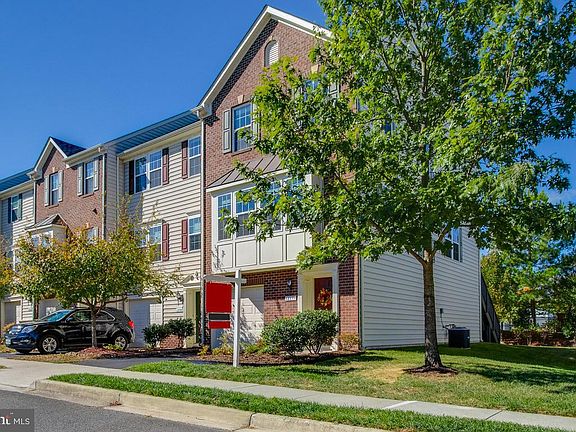 3rd image of 12771 Stone Lined Cir