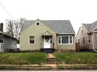 3510 Rockingham Rd, Davenport, IA 52802