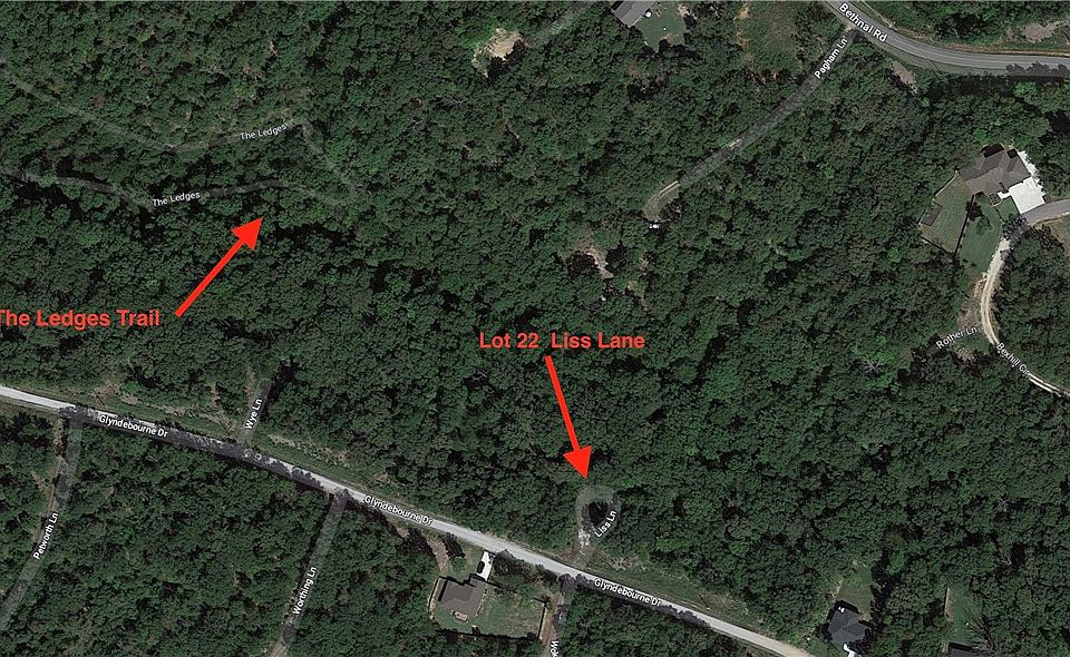 1st image of 22 Liss Ln #22