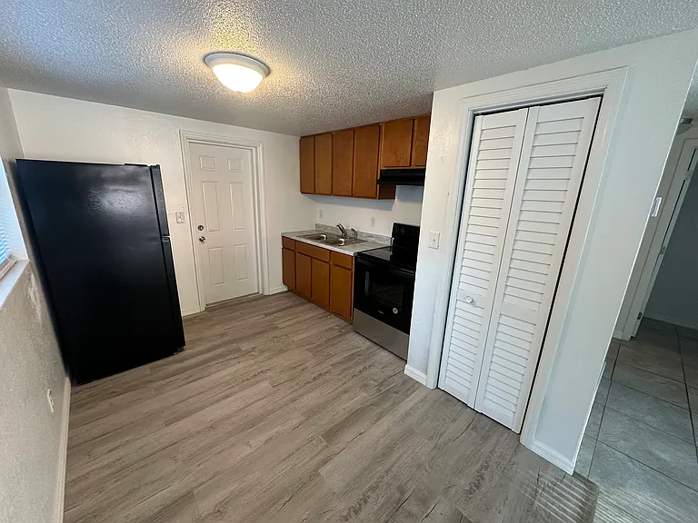 5901 Plaza View Dr #5901 — Photo 5