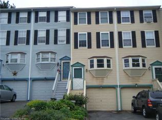 79 Rising Trail Dr, Middletown, CT 06457