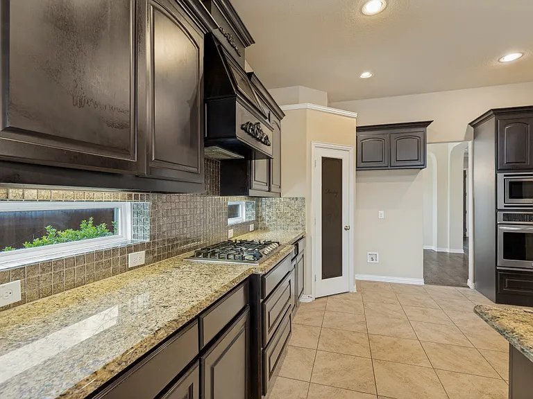 6100 Mickelson Way — Photo 10