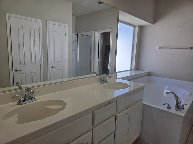 6037 Horse Trap Dr — Photo 26