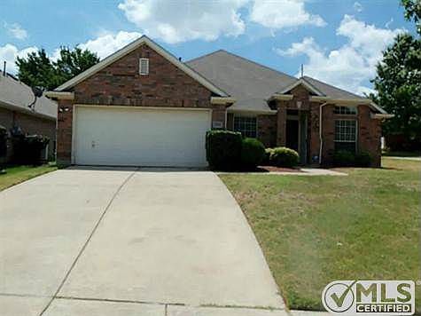 2nd image of 2106 Vista Ct