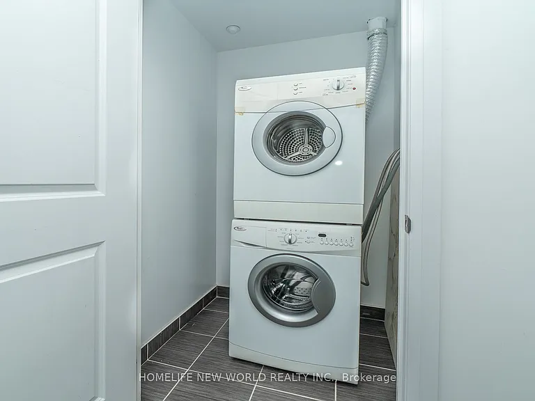 7900 Bathurst St #318 — Photo 17