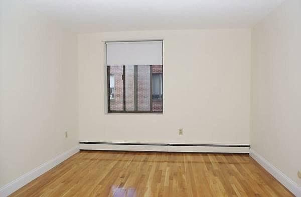 2nd image of 109-111 Tremont St #400