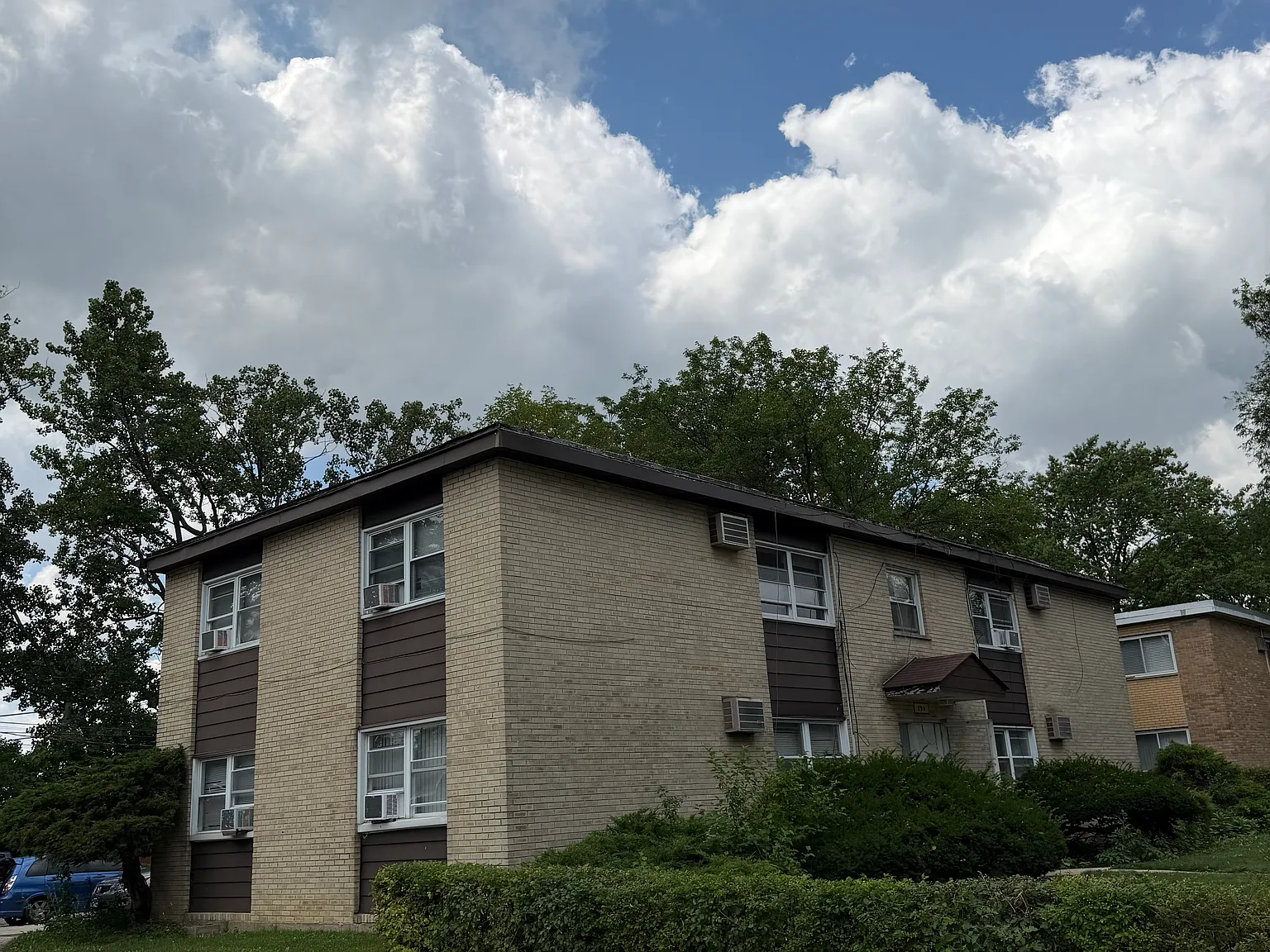 2 bed, 900 sqft, $1,650 — Photo 1