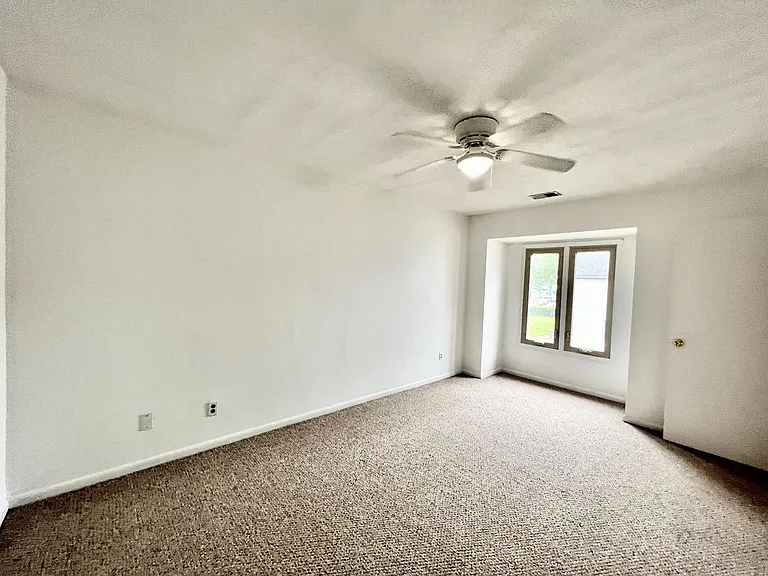 622 Pinewood Dr — Photo 13