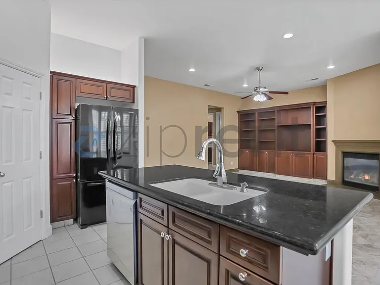 5743 W Chennault Ave — Photo 21