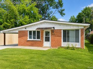1579 Dulong Ave, Madison Heights, MI 48071