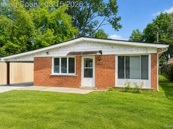 1579 Dulong Ave, Madison Heights, MI 48071