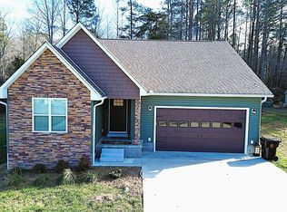 110 Lake Breeze Ln, Corbin, KY 40701