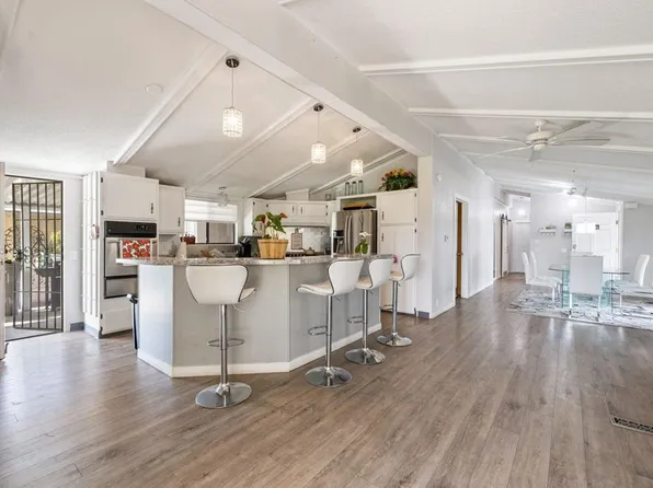 73450 Country Club Dr Space 176, Palm Desert, CA 92260