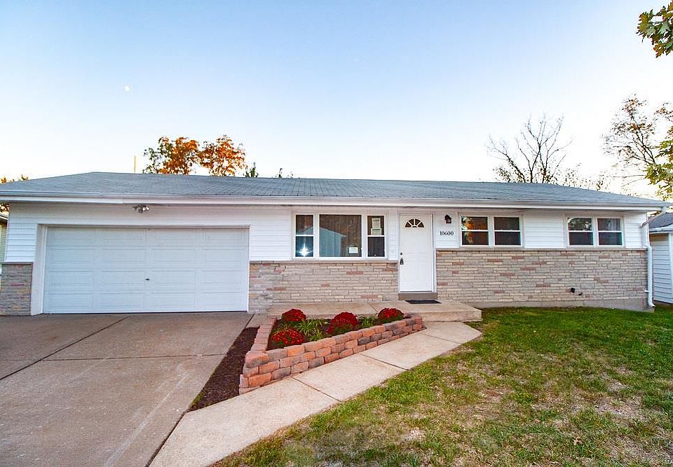 1st image of 10600 Lochness Pl