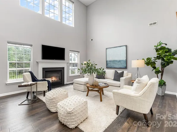 10198 Tintinhull Dr, Indian Land, SC 29707