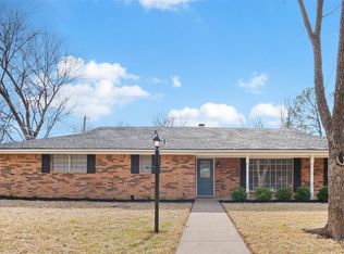 1504 Cochise Dr, Arlington, TX 76012