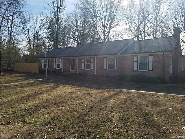 1st image of 2612 Douglas Ln