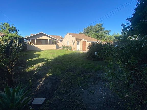 2nd image of 5616 Huddart Ave