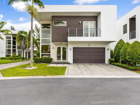 7541 NW 97th Ct, Doral, FL 33178