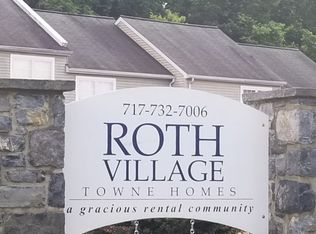 22 Village Ct, Mechanicsburg, PA 17050