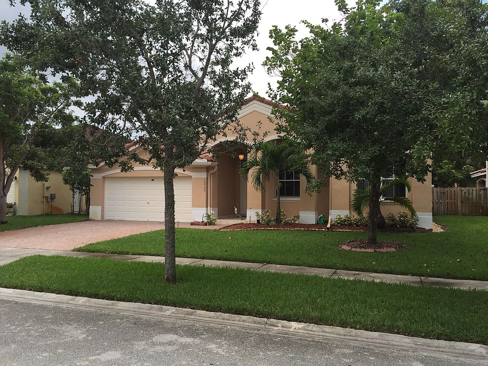 2nd image of 16760 SW 38th St