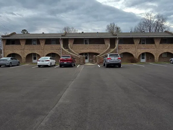 Westwood Apartments, One Mile Rd #102-09, Dexter, MO 63841