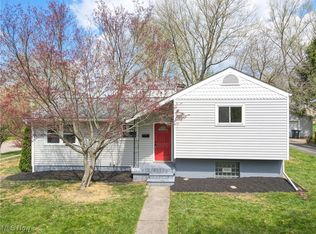 1363 Winhurst Dr, Akron, OH 44313